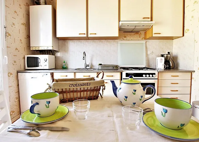 Confort Entre Et Commerces A - Fr-1-364-55 *